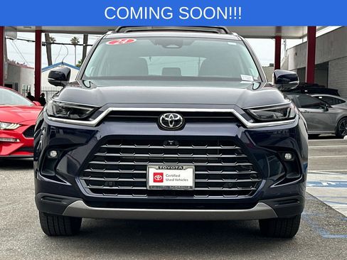 Used 2024 Toyota Grand Highlander AWD Hybrid image 9