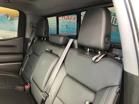 Used 2020 Chevrolet Silverado 1500 RST w/ Rally Edition AWD/4WD image 9