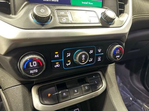 Certified 2023 GMC Acadia SLE w/ Driver Convenience Package AWD/4WD image 21