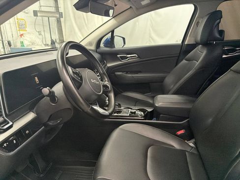 Used 2023 Kia Sportage EX FWD image 15