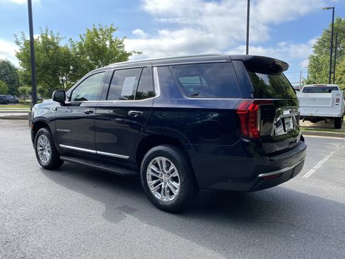 Used 2021 GMC Yukon SLT w/ SLT Premium Package AWD/4WD image 7