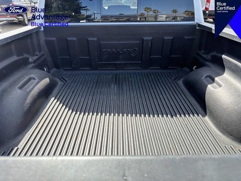Used 2025 RAM 1500 Laramie AWD/4WD image 7
