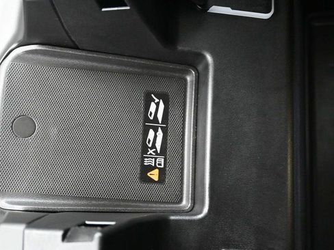 Used 2025 GMC Sierra 1500 Denali w/ Technology Package image 37