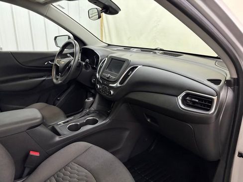 Used 2021 Chevrolet Equinox LT image 29