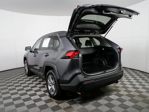 Used 2025 Toyota RAV4 XLE AWD/4WD image 29