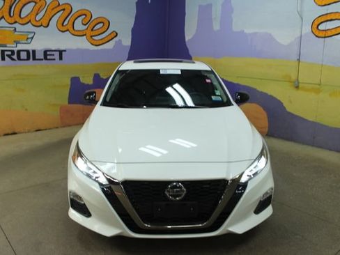 Used 2021 Nissan Altima 2.5 SR AWD/4WD image 3