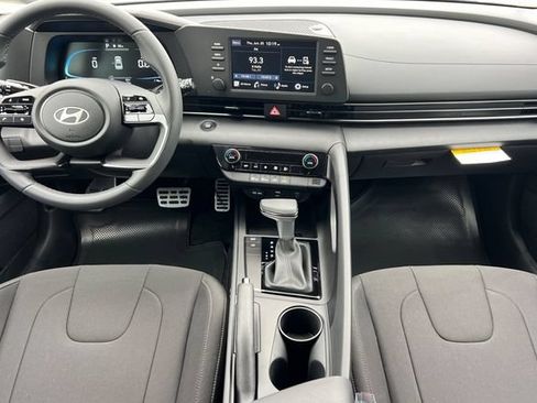 New 2026 Hyundai Elantra Sport FWD image 12