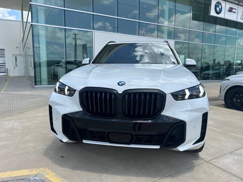 Used 2024 BMW X5 sDrive40i w/ M Sport Package RWD image 12