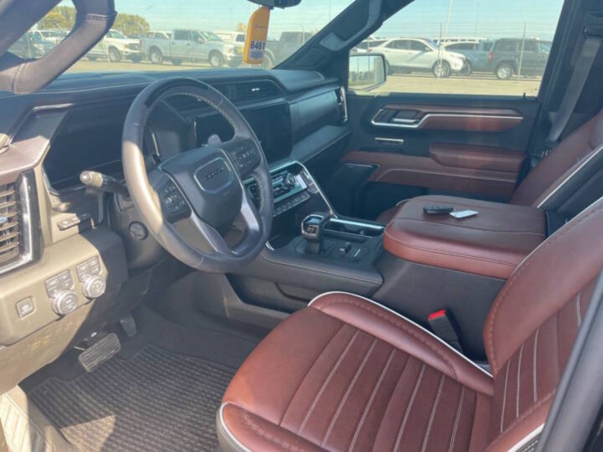 Used 2025 GMC Sierra 1500 Denali Ultimate AWD/4WD image 2