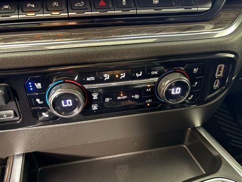 Used 2023 Chevrolet Silverado 1500 LTZ image 37