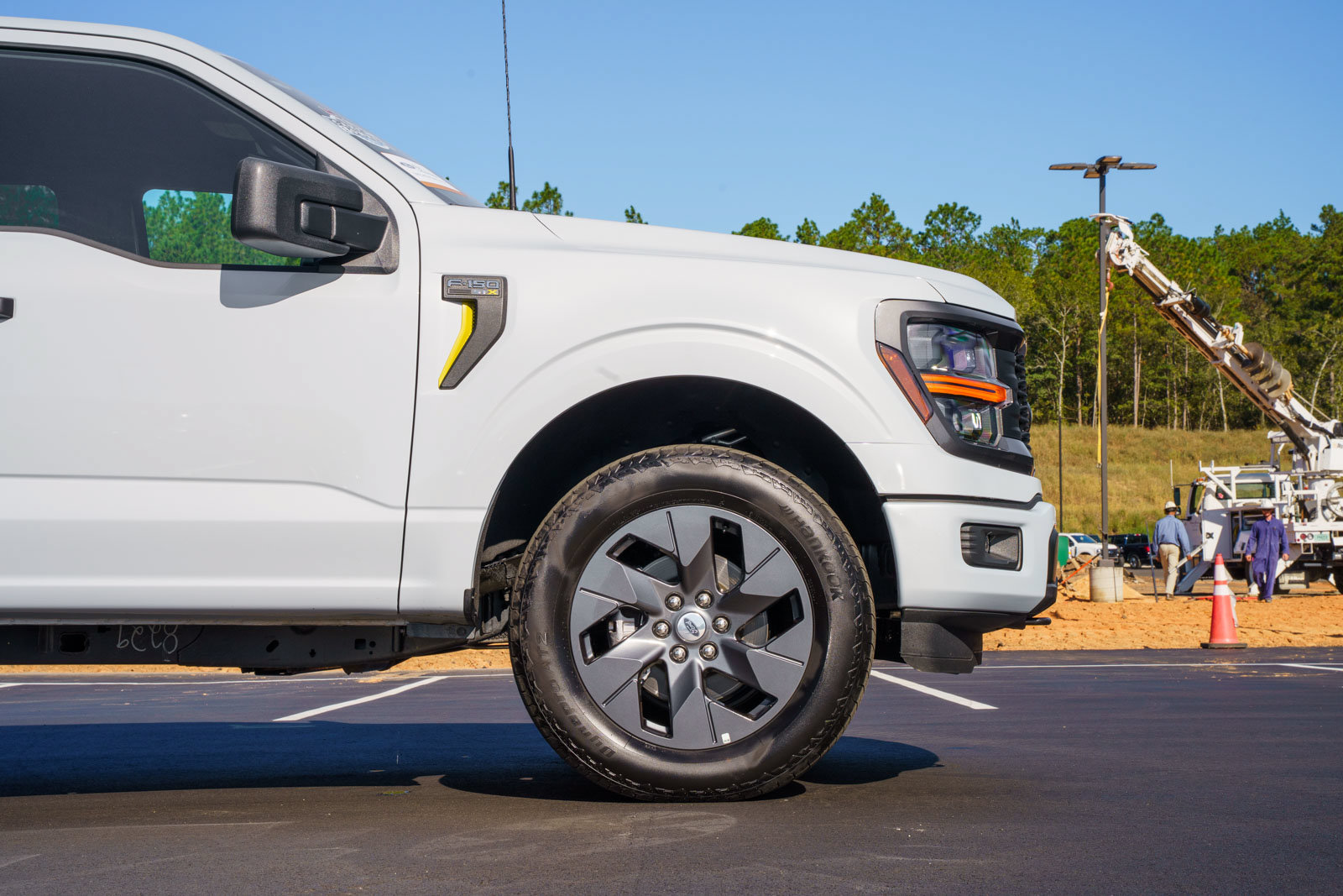 Certified 2025 Ford F150 STX w/ Equipment Group 200A AWD/4WD image 9