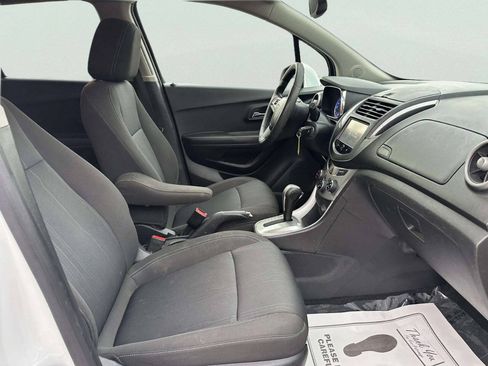 Used 2015 Chevrolet Trax LT FWD image 20
