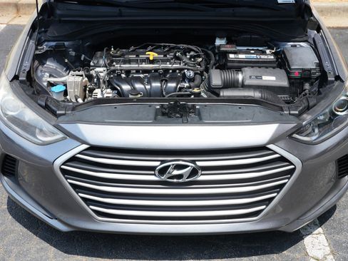 Used 2018 Hyundai Elantra SEL FWD image 7