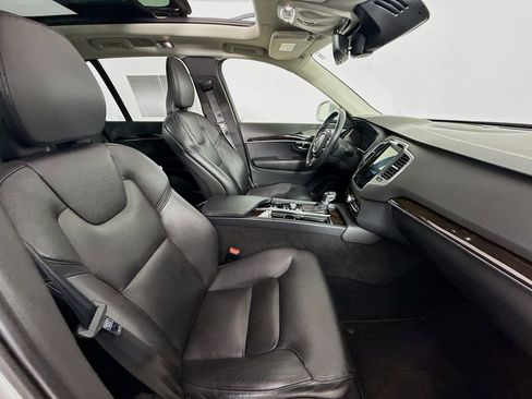 Used 2019 Volvo XC90 T6 Momentum image 31