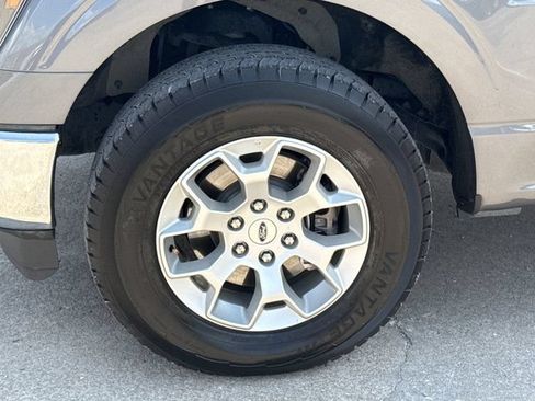 Used 2023 Ford F150 XLT AWD/4WD image 15
