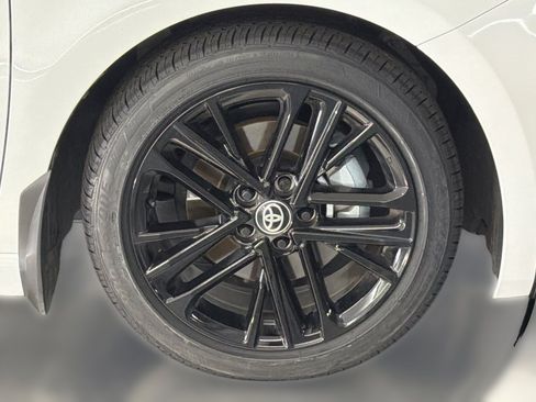Used 2026 Toyota Camry SE w/ Convenience Package FWD image 13