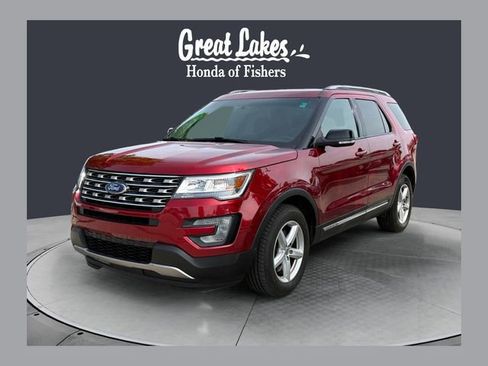 Used 2016 Ford Explorer XLT AWD/4WD image 1