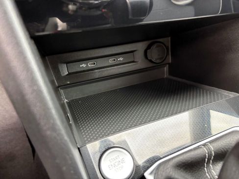 Used 2025 Volkswagen Taos S image 22