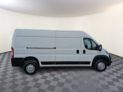 Used 2023 RAM ProMaster 2500 FWD image 7