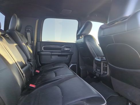 Used 2023 RAM 3500 Laramie w/ Night Edition image 19