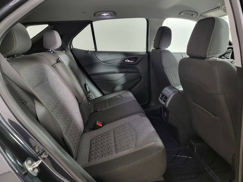 Used 2022 Chevrolet Equinox LT FWD image 18