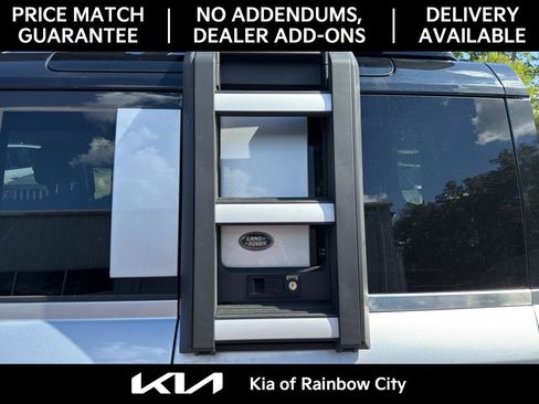 Used 2020 Land Rover Defender 110 HSE image 23