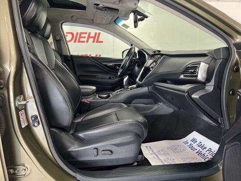 Used 2020 Subaru Outback Limited AWD/4WD image 13