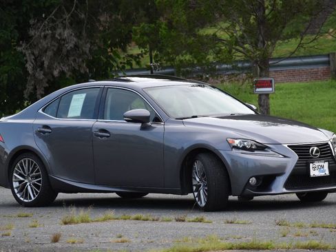 Used 2014 Lexus IS 250 AWD image 4