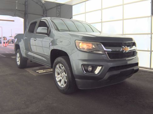 Used 2019 Chevrolet Colorado LT w/ LT Convenience Package RWD image 2