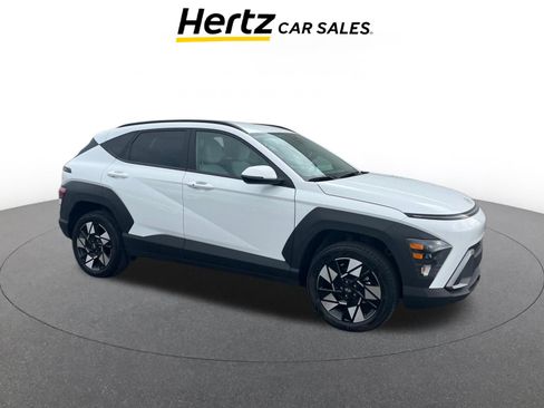 Used 2025 Hyundai Kona SEL image 1