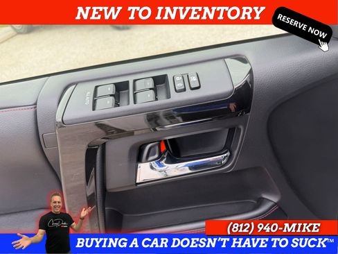 Used 2018 Toyota 4Runner TRD Off-Road Premium AWD/4WD image 24