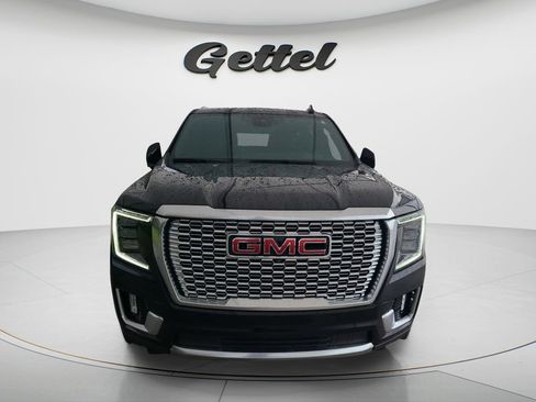 Used 2023 GMC Yukon XL Denali w/ Denali Reserve Package AWD/4WD image 2
