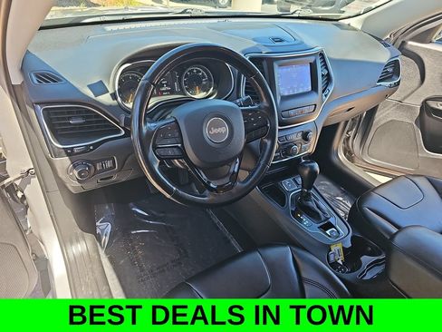 Used 2021 Jeep Cherokee Latitude Plus FWD image 15