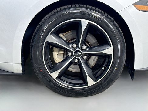 Used 2018 Ford Mustang Coupe w/ Equipment Group 101A image 30