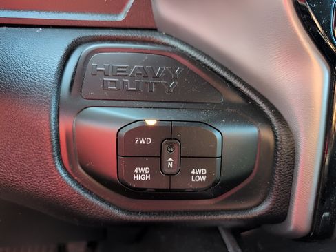Used 2025 RAM 3500 Big Horn AWD/4WD image 15