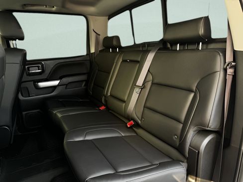 Used 2017 Chevrolet Silverado 1500 LTZ Z71 image 29