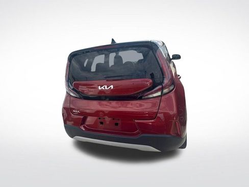 Used 2023 Kia Soul S FWD image 6