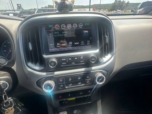 Used 2018 Chevrolet Colorado LT RWD image 9