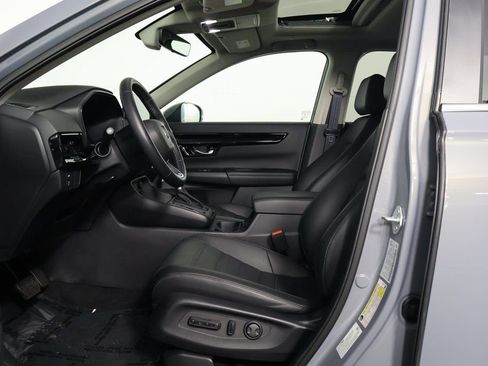 Used 2025 Honda CR-V EX-L image 10