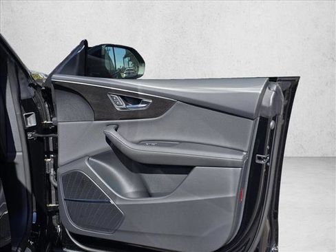 New 2026 Audi Q8 Premium Plus image 9