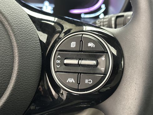 Used 2024 Kia Soul EX image 29