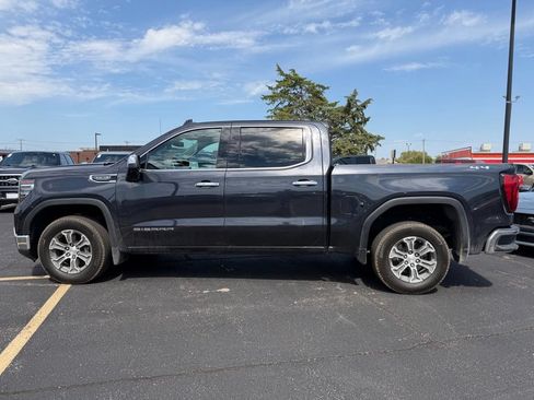 Used 2025 GMC Sierra 1500 SLT AWD/4WD image 4