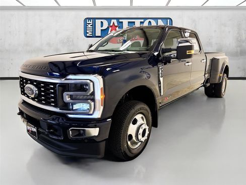 New 2025 Ford F350 Platinum w/ Platinum Plus Package image 3
