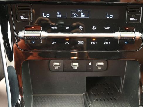 Used 2023 Kia Carnival SX FWD image 15