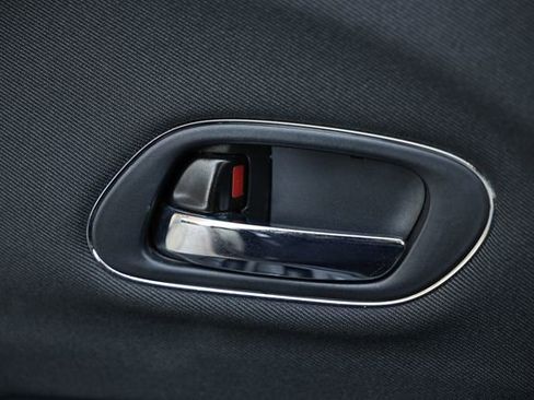 Used 2022 Honda HR-V EX image 15