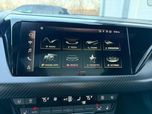 Used 2022 Audi e-tron GT Prestige w/ Prestige Package image 20