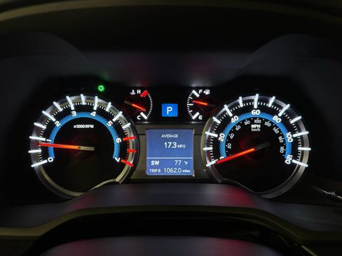 Used 2019 Toyota 4Runner Limited image 26