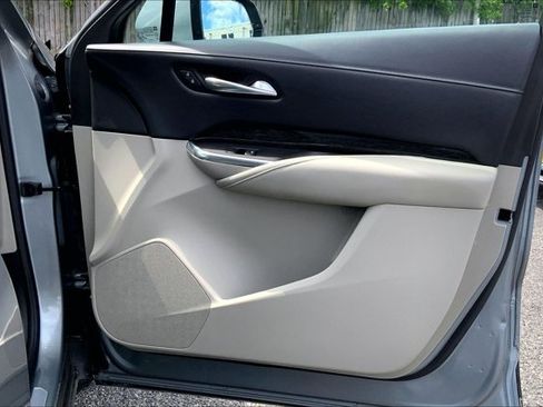 Used 2023 Cadillac XT4 Premium Luxury AWD/4WD image 23
