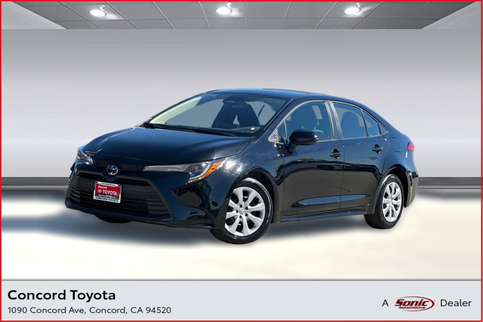 Used 2024 Toyota Corolla LE FWD image 1