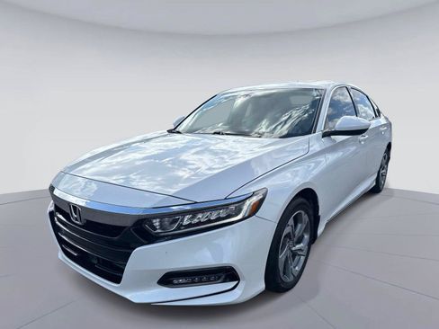 Used 2020 Honda Accord EX image 8